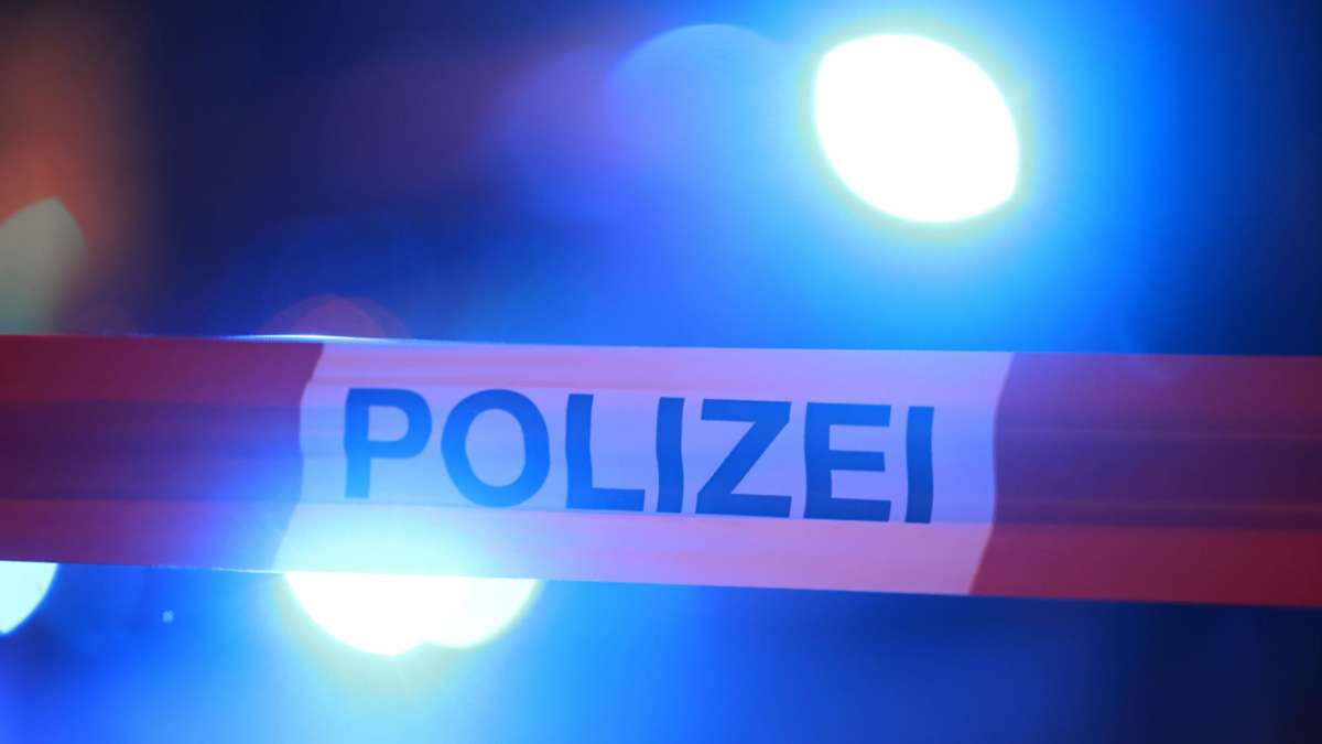 Rheinstetten: 91-Jährige wird eingeklemmt und von Bus mitgeschleift