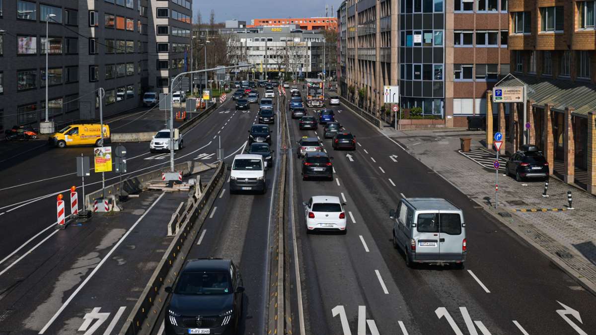 Stadtplanung in Stuttgart: Umbau der B 14 nimmt Fahrt auf: Stadtautobahn wird zum Boulevard