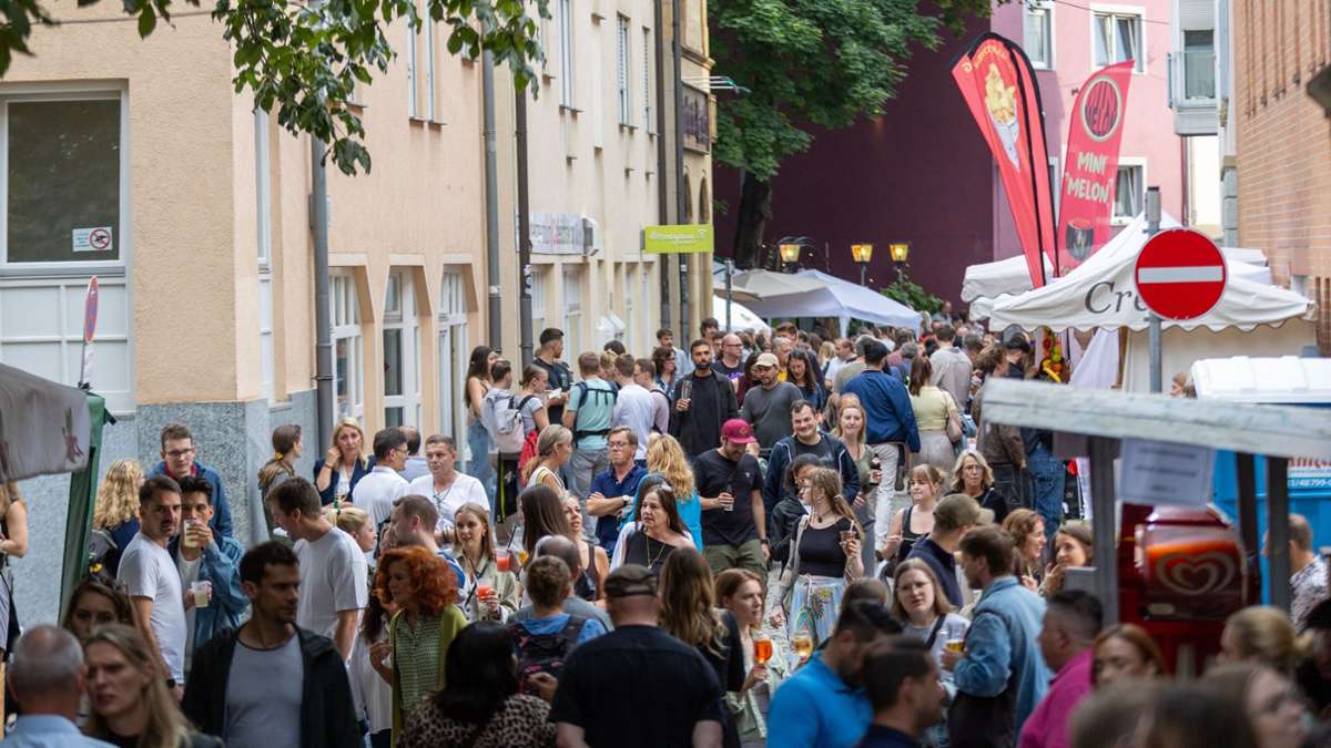 Stuttgarter City: Besucher schwärmen vom Bohnenviertelfest – Straßenfest wie aus dem Bilderbuch