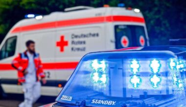 Unfall in Echterdingen: Fahrer verliert Kontrolle – Sozia bei Sturz von Motorrad schwer verletzt