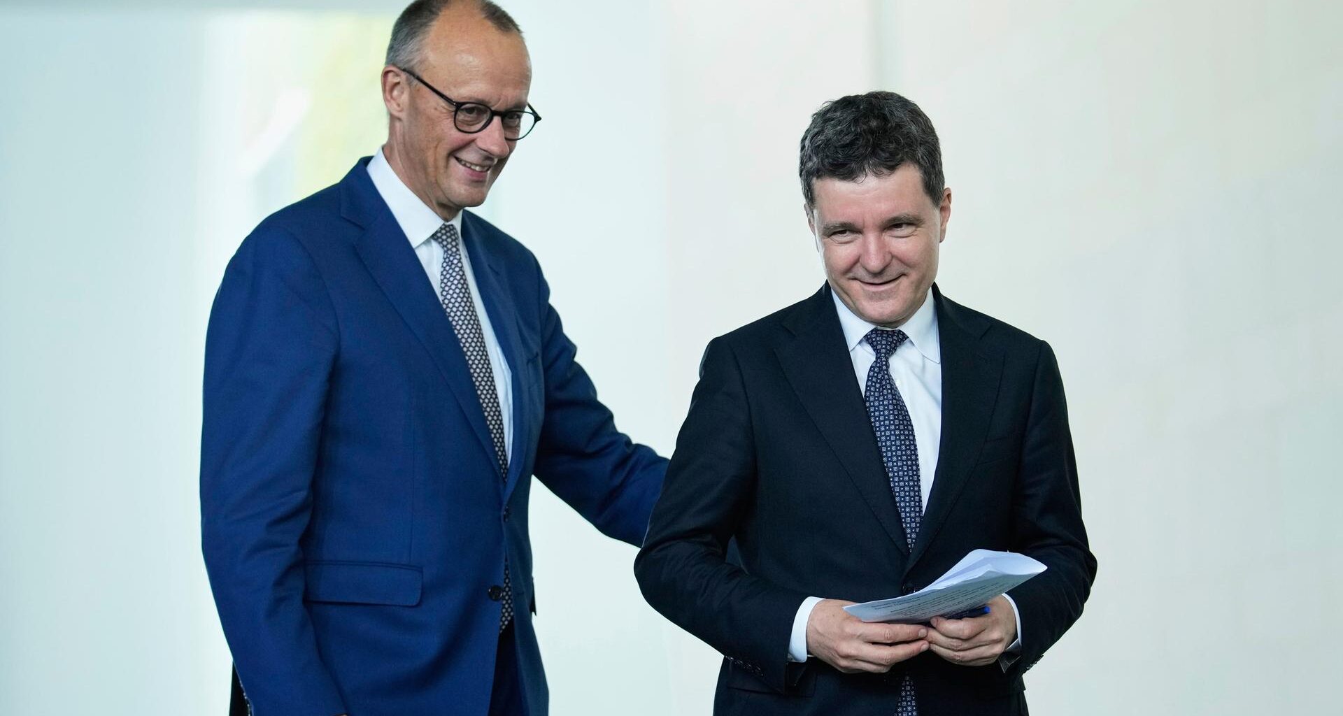 Bundeskanzler Friedrich Merz und der rumänische Präsident Nicusor Dan