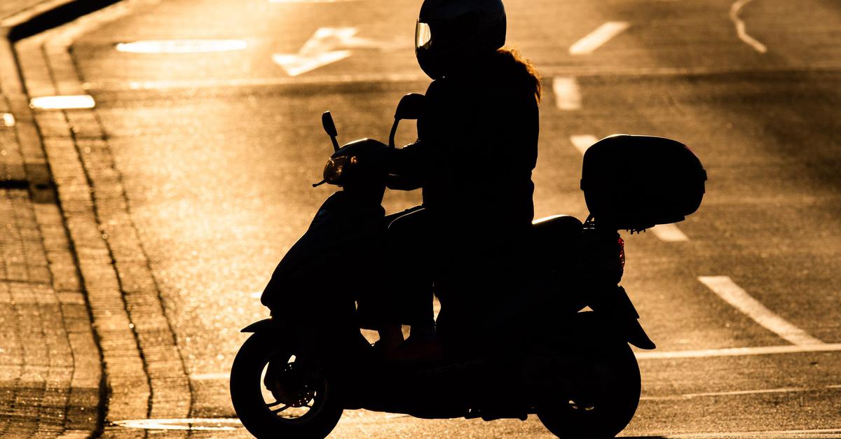 Rollerfahrer fährt mit 2,74 Promille durch Wiesbaden