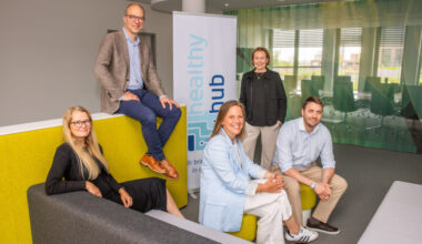 Die diesjährige Healthy-Hub-Jury (v.l.): Fabienne Knaub (mhplus), Dr. Elmar Waldschmitt (BIG), Christina Bernards (SBK), Christiane Heidrich (BIG) und Dr. Florian Brandt (IKK Südwest)