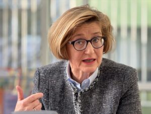 Portrait der Chefin der Arbeitsagentur