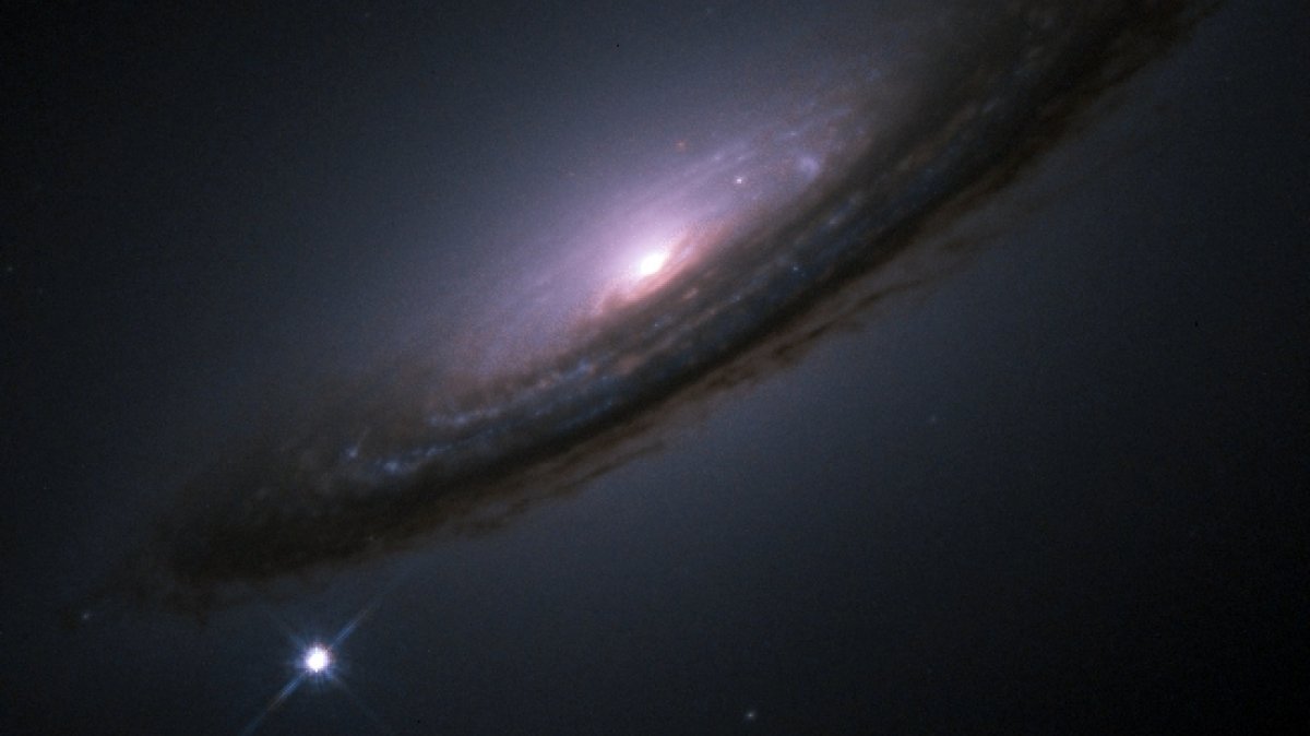 Supernova-Analyse weist auf veränderliche Dunkle Energie hin