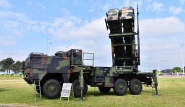 Patriot Flugabwehrsystem auf einer Ausstellung der Bundeswehr in Wilhelmshaven