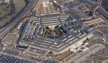 Das Pentagon in den USA. Das fünfeckige riesige Gebäude ist aus der Luft aufgenommen.