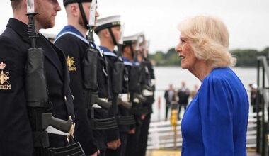 Königin Camilla bricht mit einer Tradition aus dem 16. Jahrhundert und wird die erste Vizeadmiralin des Vereinigten Königreichs