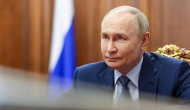 Ukraine-News: Putin begrüßt Waffenlieferstopp aus den USA
