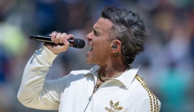 Berlin: Robbie Williams trotz dem Regen und begeistert 22.000 Fans in der Berliner Waldbühne
