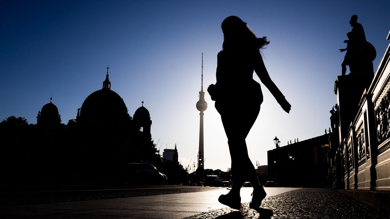 Brandenburg Berlin: Wetterdienst warnt vor Hitze in Berlin und Brandenburg