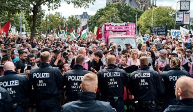 Polizei löst queere Palästina-Demo in Berlin auf