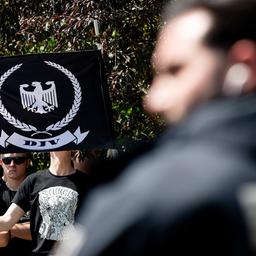 Die rechtsextreme Gruppe Deutsche Jugend Voran (DJV) am Rande der Marzahn-Pride am 21.06.2025. (Quelle: Picture Alliance/Eventpress/Jeremy Knowles)