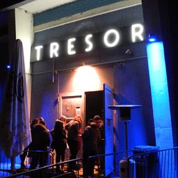 Archivbild: Eingang zum Berliner Club Tresor. (Quelle: imago images/Pemax)