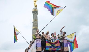Hunderttausende ziehen bei Christopher Street Day durch Berlin