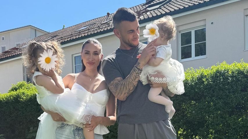 Realitystars Samira und Serkan Yavuz mit ihren zwei Töchtern, Mai 2025