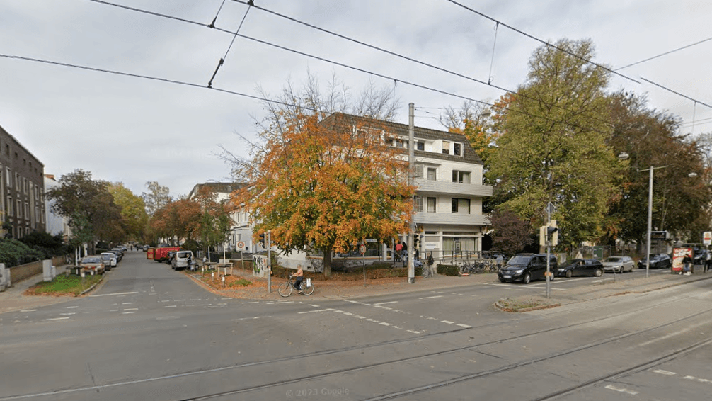 Schwachhauser Heerstraße in Höhe der Carl-Schurz-Straße: Dort kam es zum Angriff.