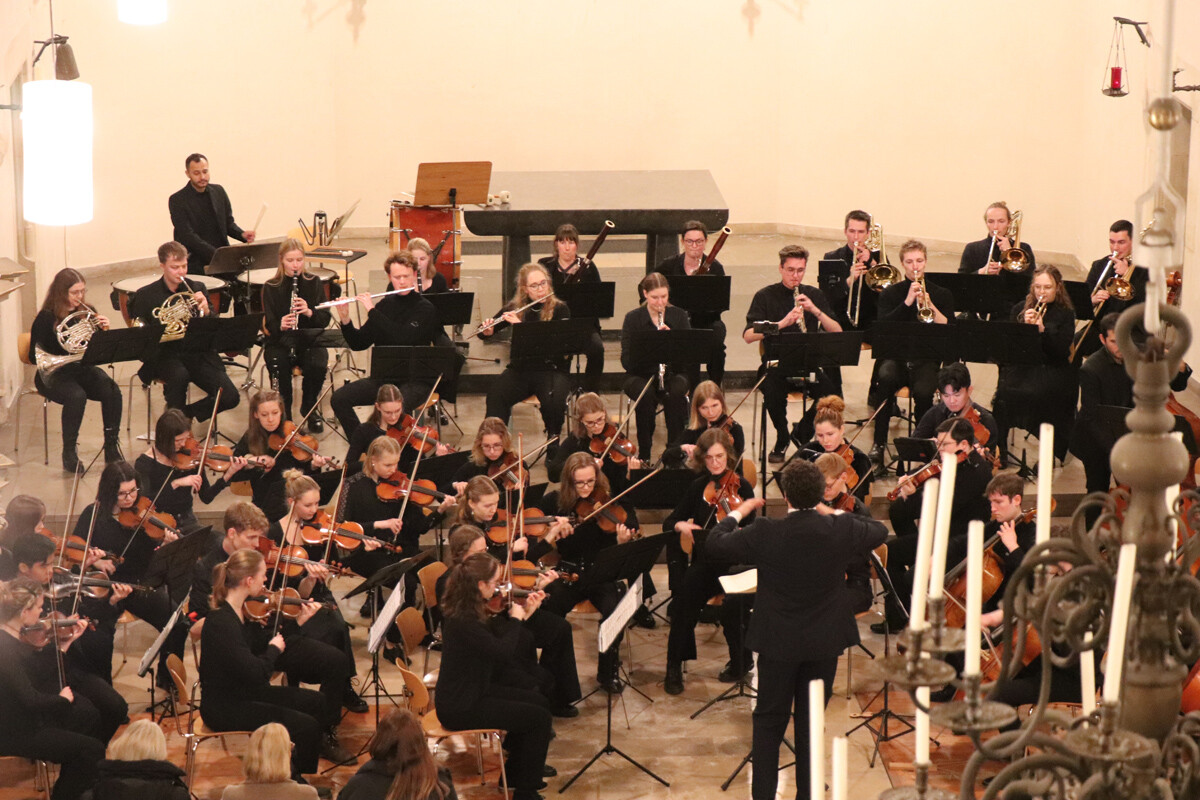 Die Junge Philharmonie der KSHG bei der Arbeit. (Foto: Junge Philharmonie)