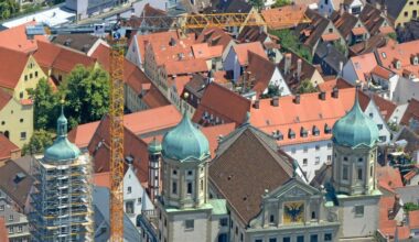 Spitze des Augsburger Perlachturms soll samt Kuppel am Donnerstag abheben