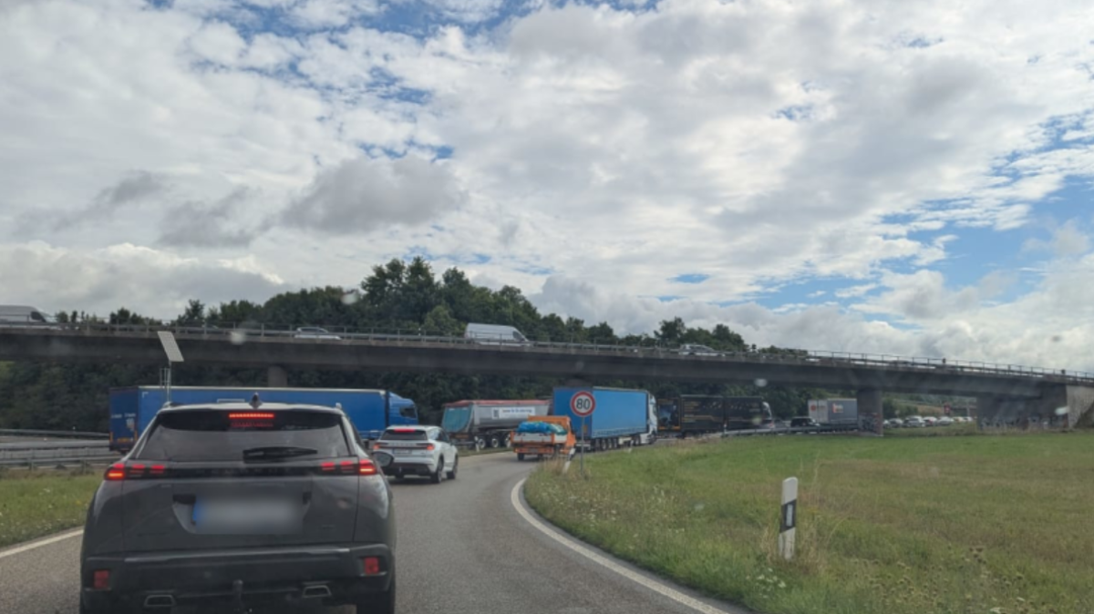 Verkehrskollaps nach Rheinbrücken-Sperrung: Geht das nicht besser?