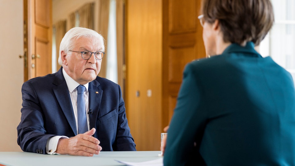 Richterwahl-Streit: Steinmeier hält Koalition für "beschädigt" – Merz spielt Streit herunter
