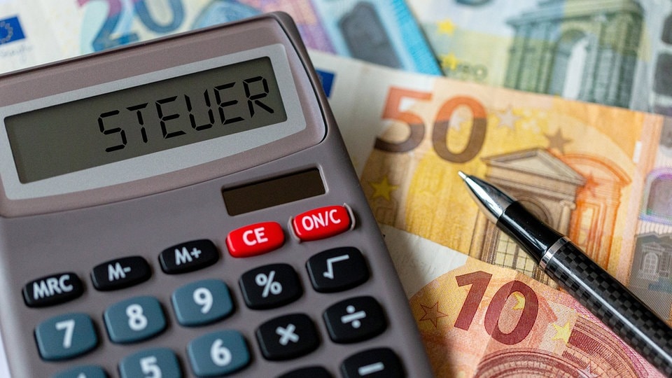 Steuererklärung, Rente, Pfändung, Gaspreise – Das ändert sich im Juli