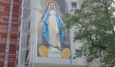 War das die Kirche – oder eine religiöse Streetart-Gang?