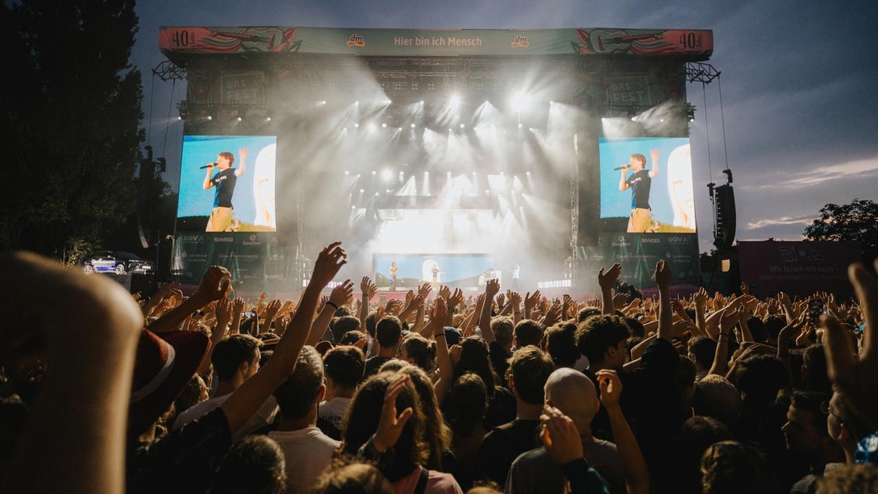 Baden-Württemberg: DAS FEST 2025 in Karlsruhe: "Wetter war große Herausforderung"