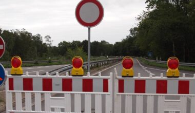 Ratingen-Hösel: Sperrung am Kreisverkehr an Bahnhofstraße