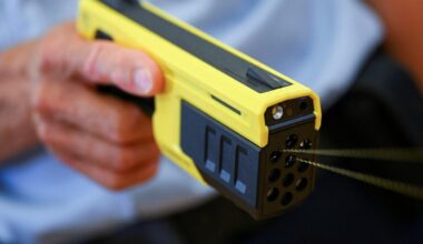 Warum der Einsatz von Tasern bei der Bundespolizei umstritten ist