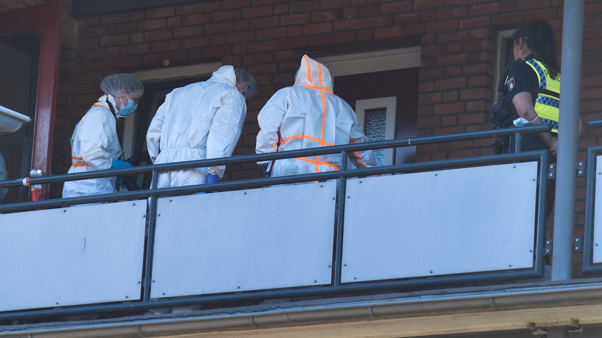 Verbrechen: 54-Jähriger in Treppenhaus in Hamburg mit tödlichen Verletzungen entdeckt