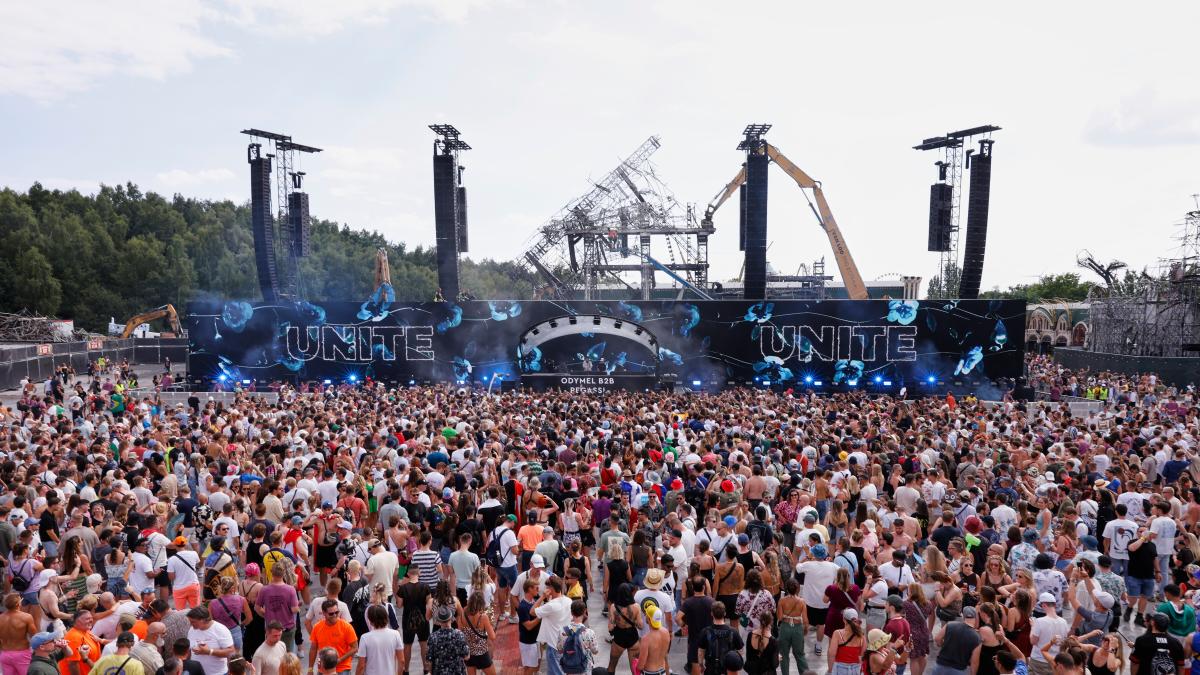 Kurz nach Feuer: Todesfall erschüttert Tomorrowland-Festival