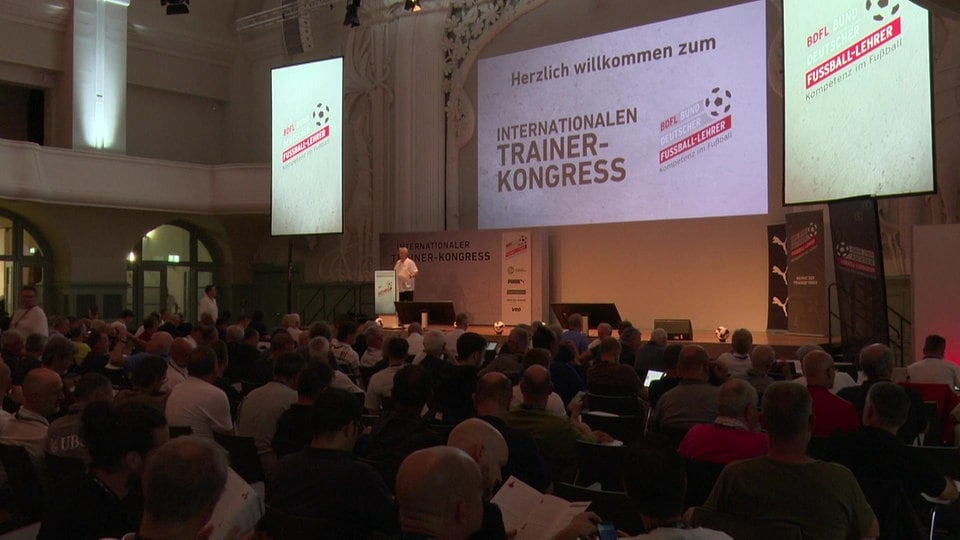Großer Fußball-Trainerkongress: Nagelsmann und Streich zu Gast in Leipzig