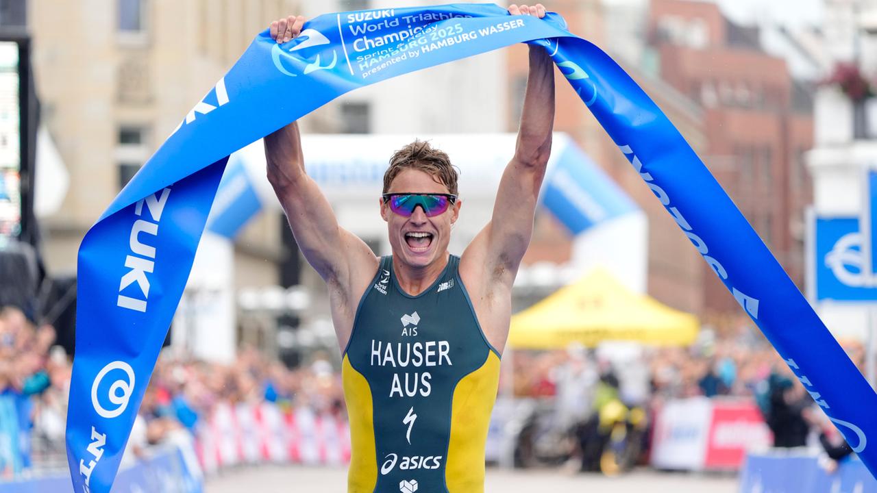 Weltserie: Triathlon in Hamburg: Hauser und Périault siegen