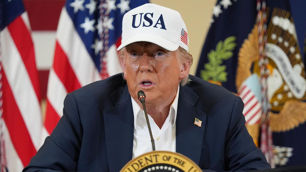 Trump kündigt 30 Prozent Zoll für Importe aus der EU an