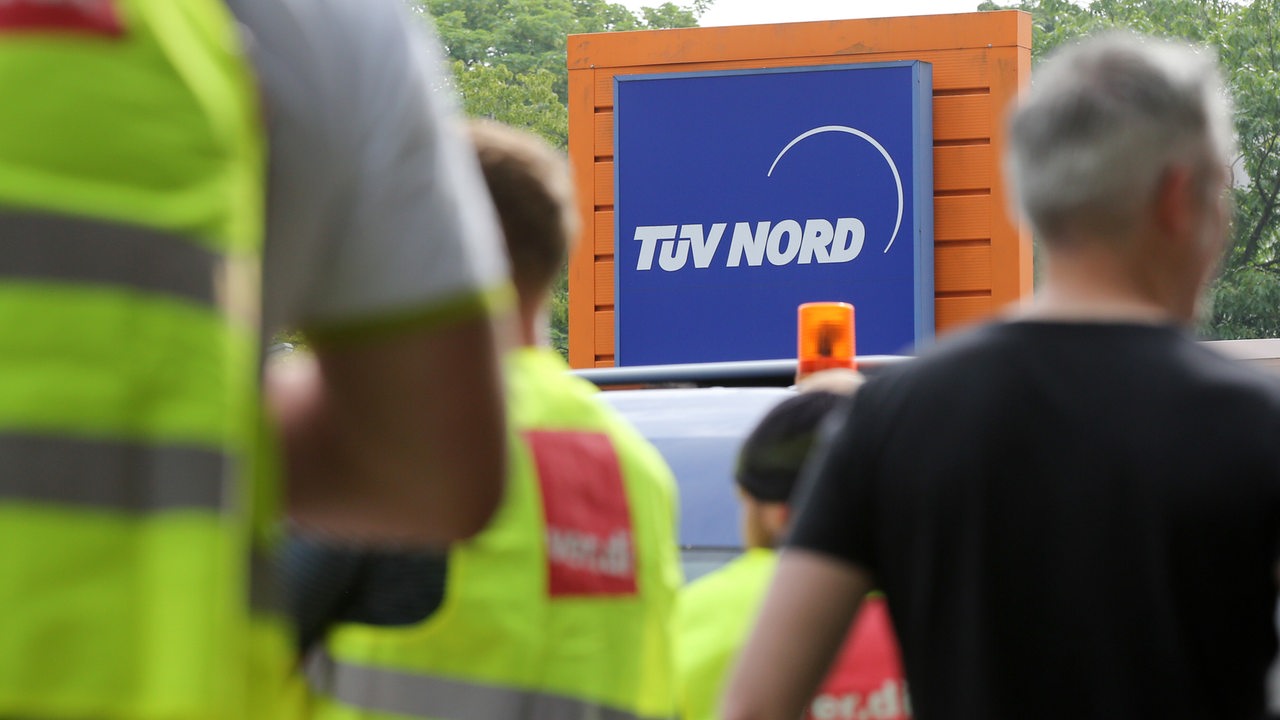 Verdi ruft TÜV-Mitarbeiter in Bremen und Niedersachsen zum Streik auf