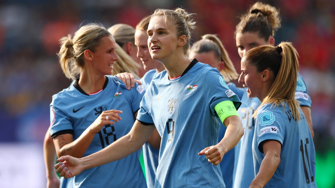 Frauen-EM: Niederlande schlägt Wales deutlich