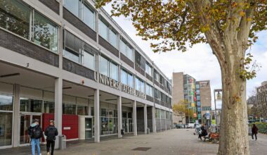 Unibibliothek: rund 7.500 mutmaßlich geraubte Bücher - Kulturnachrichten - Kultur