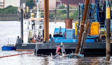 Bergung des gesunkenen Schleppers in Bremen abgeschlossen