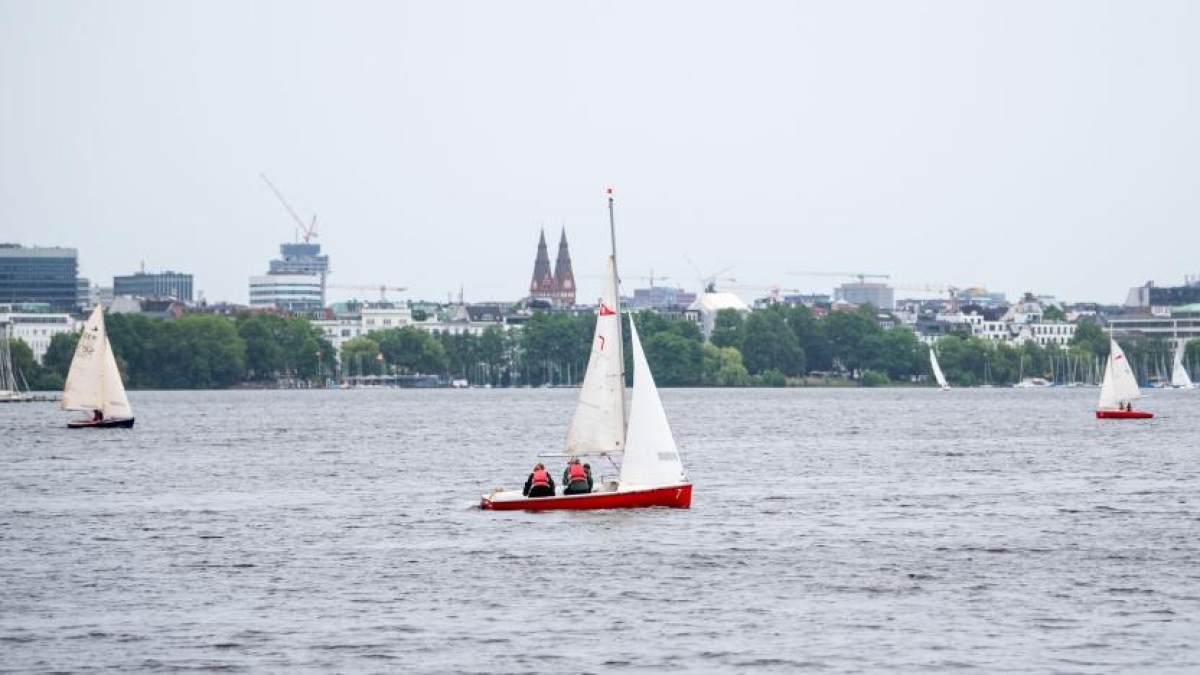 Boyens Medien - Leiche in der Außenalster entdeckt