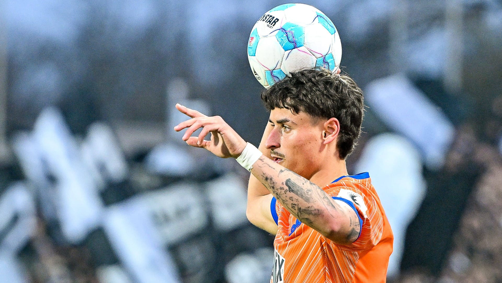 Vergangene Saison im Trikot von Darmstadt 98: Guillermo Bueno. Vergangene Saison im Trikot von Darmstadt 98: Guillermo Bueno.