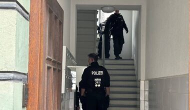 Gericht in Düsseldorf: Häftling weiter flüchtig