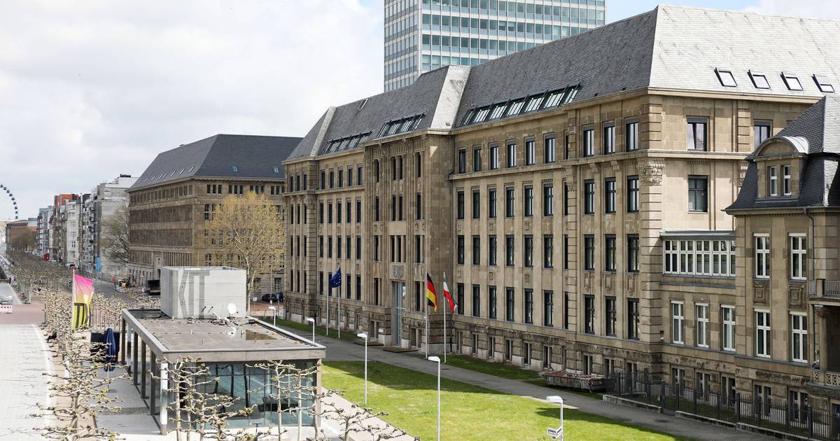 Tag der Offenen Tür am Samstag im Regierungsviertel