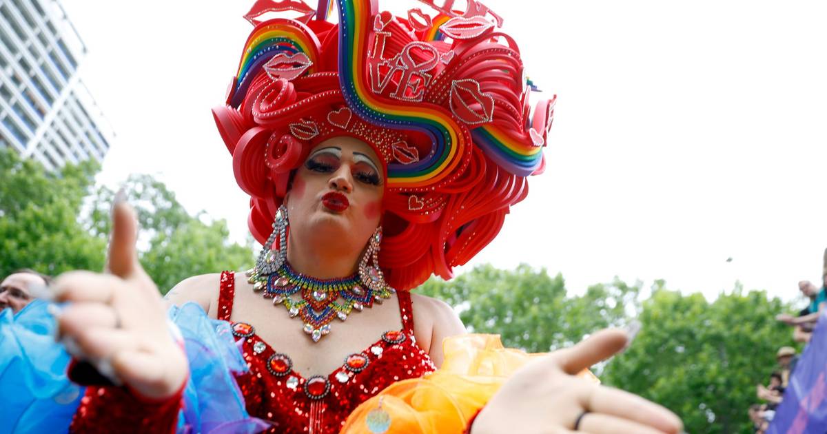 Tausende wollen bei Christopher Street Day Zeichen für Vielfalt setzen