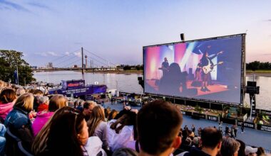 Diese Specials gibt es im Open-Air-Kino am Rhein