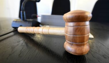 35-Jähriger wegen Brandstiftung und versuchten Mordes angeklagt