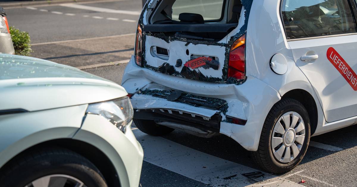 Unfall in Wuppertal: Person kommt ins Krankenhaus
