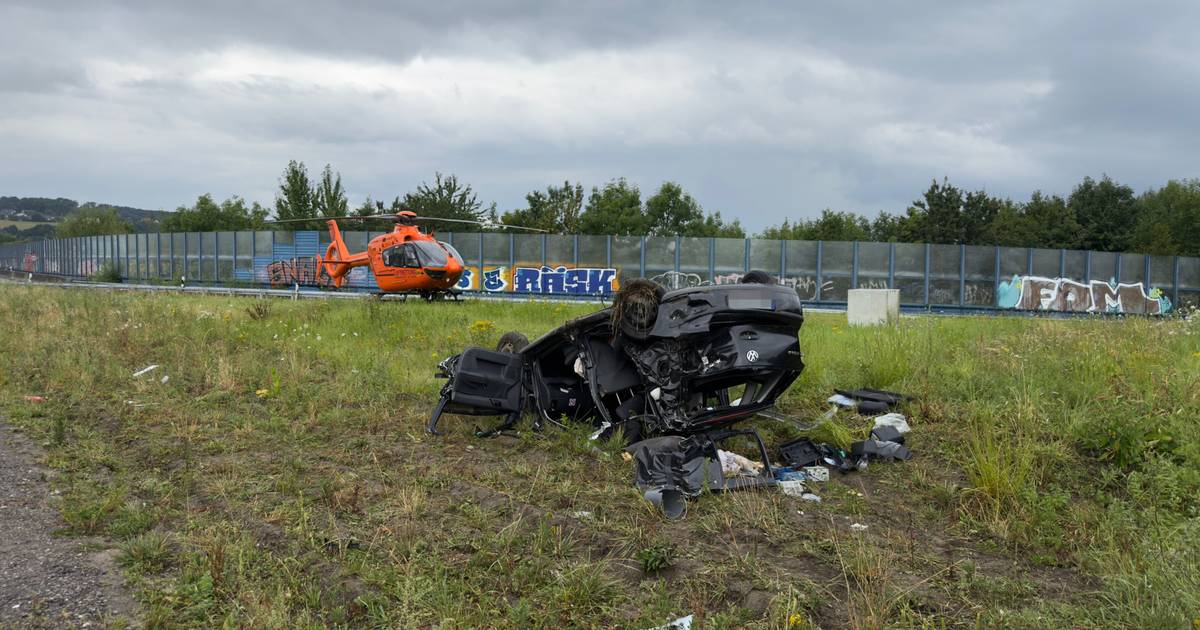 Zwei Menschen sterben bei Unfall auf A1 in Höhe Wuppertal-Langerfeld