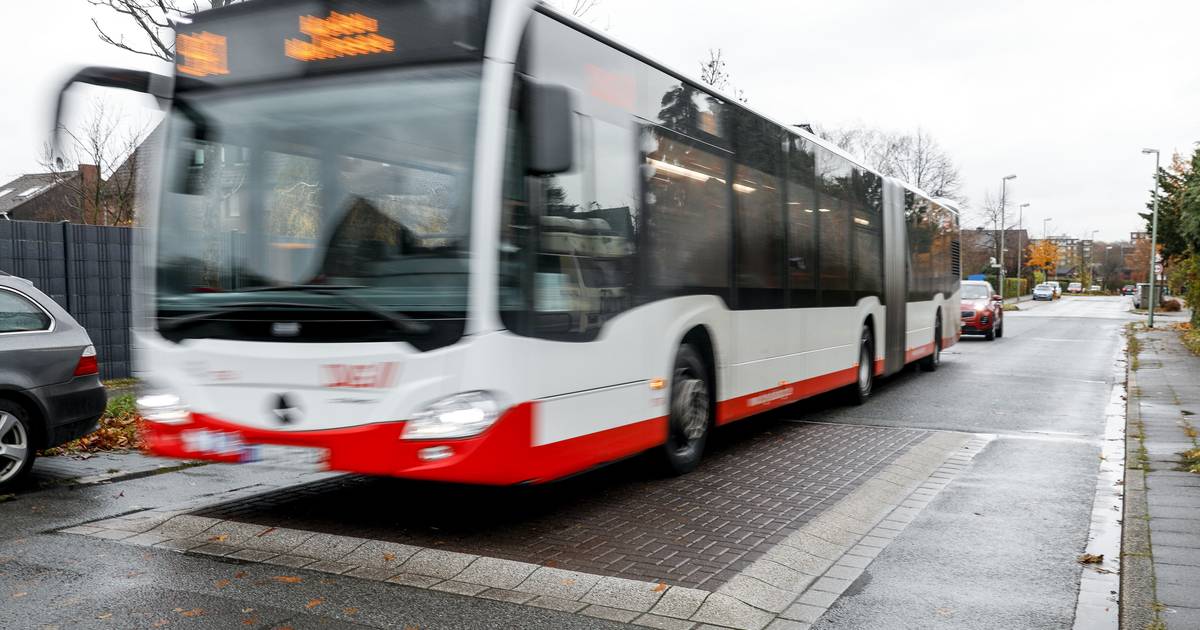 DVG passt Fahrpläne für Bus und Bahn an