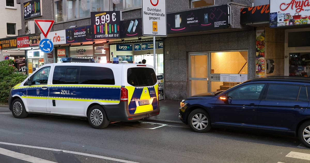 Zollbeamte stellen unversteuerte Tabakwaren sicher